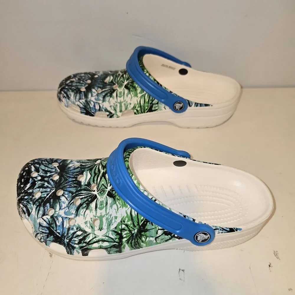 Unisex Crocs Graphic Clog Sandal Adult W Sz 12 M Sz 10 Barely Used